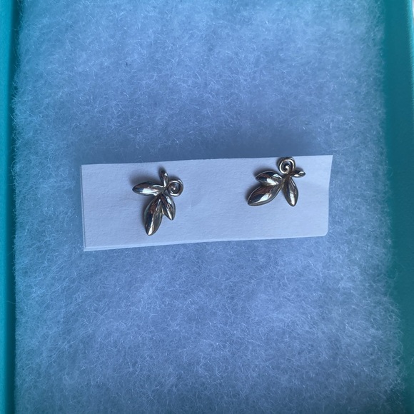 Tiffany Paloma Picasso Olive Leaf Earrings - Picture 5 of 7
